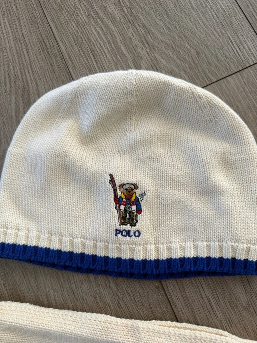 Polo by Ralph Lauren cream and Blue Hat and Scarf Set Big Bear Ski size 8-20 kid